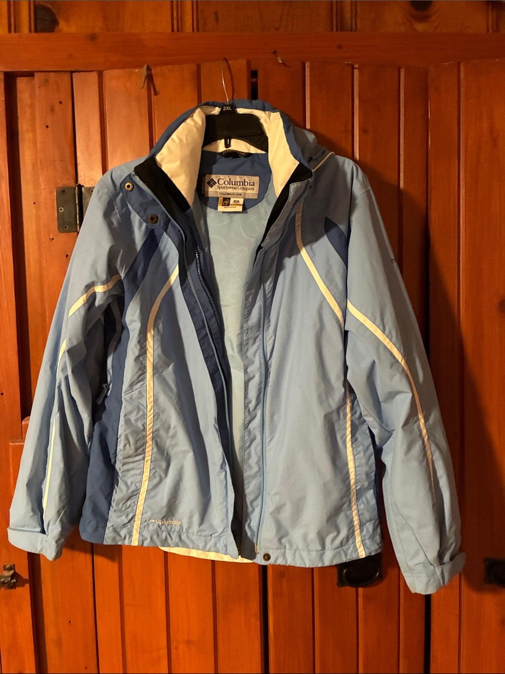 Columbia Light Blue and White Women's Ski Jacket